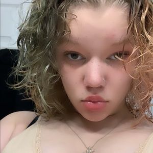 Meet your Posher, Anastasia